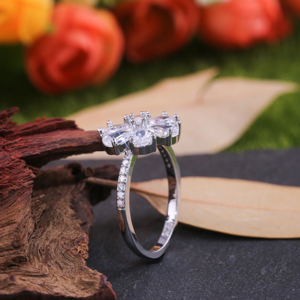 NEW 925 Silver Diamond Flower Ring - Picture 7 of 7